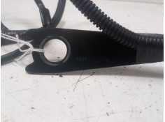 Recambio de anclaje cinturon delantero derecho para toyota yaris (_p13_) 1.5 (nsp131_) referencia OEM IAM    2