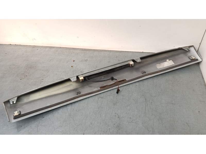 Recambio de aleron trasero para seat ibiza iii (6l1) 1.9 tdi referencia OEM IAM   
