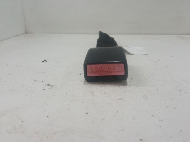 Recambio de anclaje cinturon trasero derecho para peugeot 206+ (2l_, 2m_) 1.4 hdi eco 70 referencia OEM IAM   