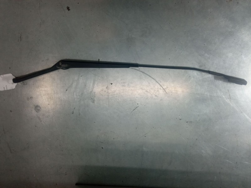 Recambio de brazo limpia delantero izquierdo para peugeot 308 sw i (4e_, 4h_) 1.6 hdi referencia OEM IAM   