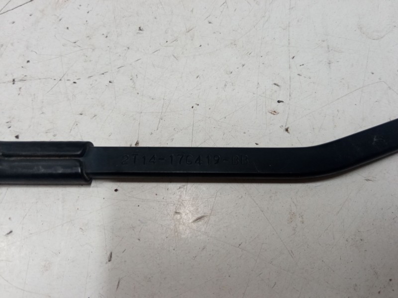 Recambio de brazo limpia trasero para ford transit connect (p65_, p70_, p80_) 1.8 tdci referencia OEM IAM   