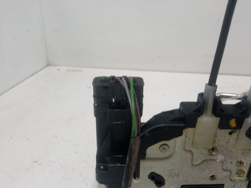 Recambio de cerradura puerta delantera derecha para hyundai i20 i (pb, pbt) 1.2 referencia OEM IAM   