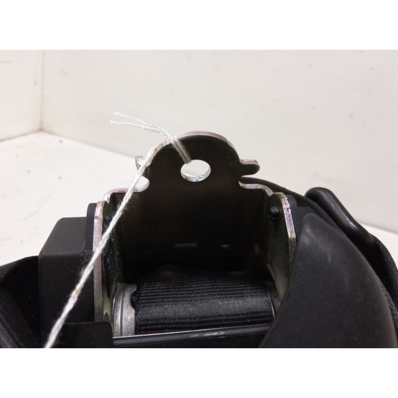 Recambio de cinturon seguridad trasero central para peugeot 206+ (2l_, 2m_) 1.4 hdi eco 70 referencia OEM IAM   