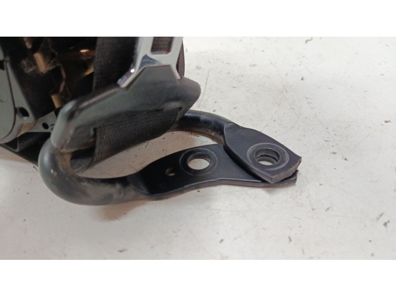 Recambio de cinturon seguridad trasero derecho para bmw 5 touring (e39) 520 i referencia OEM IAM   