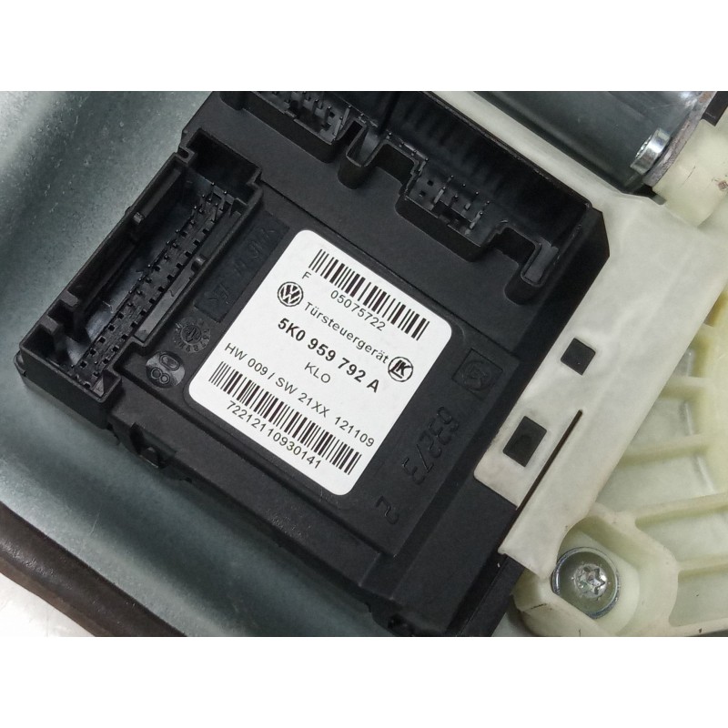 Recambio de elevalunas electrico delantero derecho para volkswagen golf plus v (5m1, 521) 1.4 tsi referencia OEM IAM 5K0959792A 