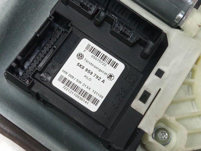 Recambio de elevalunas electrico delantero derecho para volkswagen golf plus v (5m1, 521) 1.4 tsi referencia OEM IAM 5K0959792A 