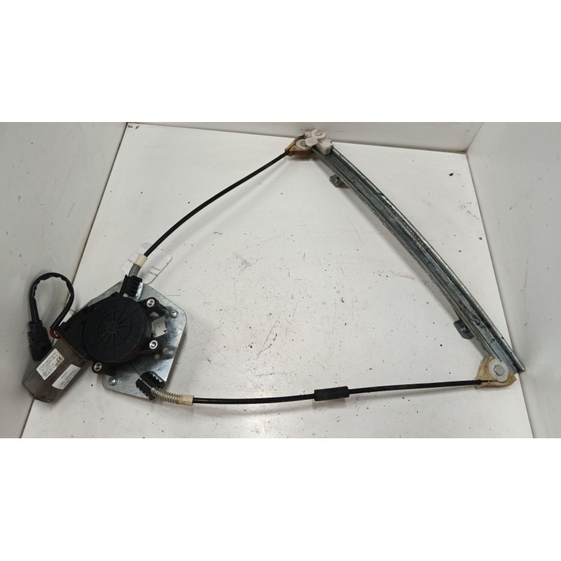 Recambio de elevalunas electrico delantero derecho para renault megane i coach (da0/1_) 1.6 16v (da0b, da04, da11) referencia OE