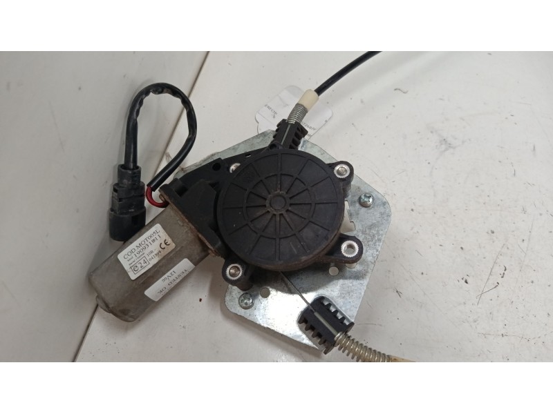 Recambio de elevalunas electrico delantero derecho para renault megane i coach (da0/1_) 1.6 16v (da0b, da04, da11) referencia OE