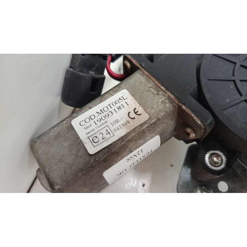 Recambio de elevalunas electrico delantero derecho para renault megane i coach (da0/1_) 1.6 16v (da0b, da04, da11) referencia OE