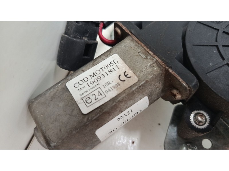 Recambio de elevalunas electrico delantero derecho para renault megane i coach (da0/1_) 1.6 16v (da0b, da04, da11) referencia OE