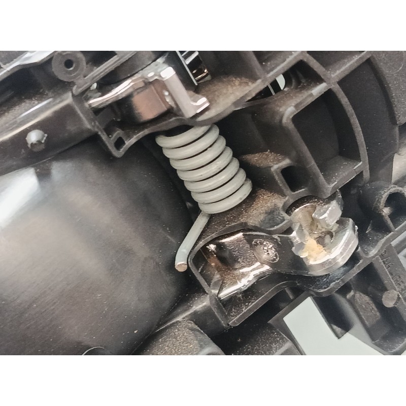 Recambio de maneta interior puerta delantera izquierda para citroën c3 iii (sx) 1.2 thp 110 referencia OEM IAM 98012886VV  