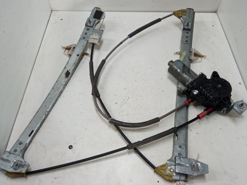 Recambio de elevalunas electrico delantero derecho para citroën xsara (n1) 1.9 td referencia OEM IAM   