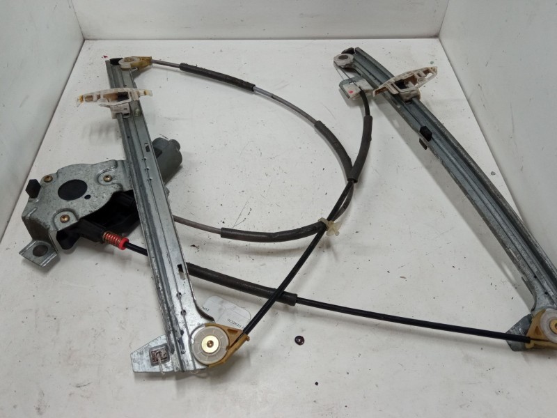 Recambio de elevalunas electrico delantero derecho para citroën xsara (n1) 1.9 td referencia OEM IAM   
