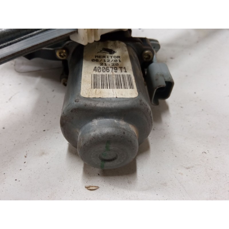 Recambio de elevalunas electrico delantero derecho para citroën xsara (n1) 2.0 hdi 109 referencia OEM IAM 115494  