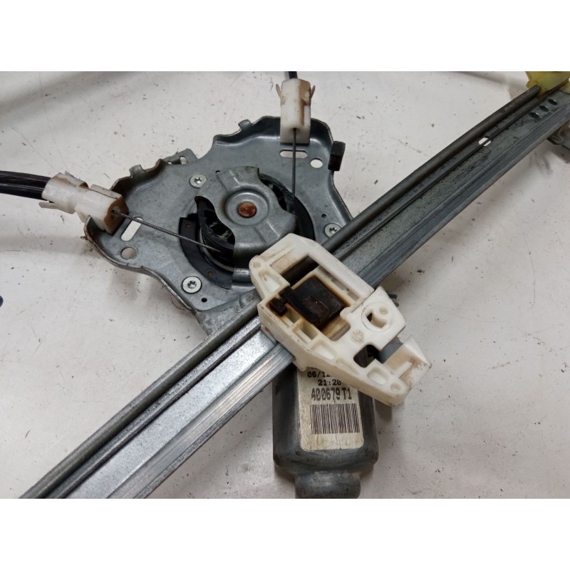 Recambio de elevalunas electrico delantero derecho para citroën xsara (n1) 2.0 hdi 109 referencia OEM IAM 115494  