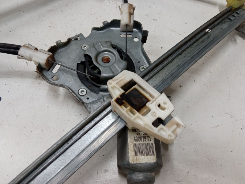 Recambio de elevalunas electrico delantero derecho para citroën xsara (n1) 2.0 hdi 109 referencia OEM IAM 115494  