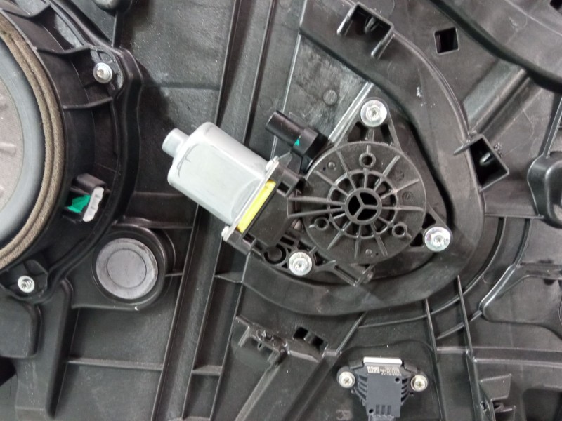 Recambio de elevalunas electrico delantero derecho para hyundai tucson (tl, tle) 1.7 crdi referencia OEM IAM 82480D7180  