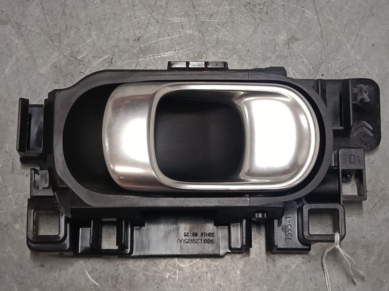 Recambio de maneta interior puerta delantera derecha para citroën c3 iii (sx) 1.2 thp 110 referencia OEM IAM 98012885VV  