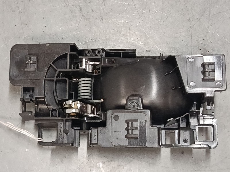 Recambio de maneta interior puerta delantera derecha para citroën c3 iii (sx) 1.2 thp 110 referencia OEM IAM 98012885VV  