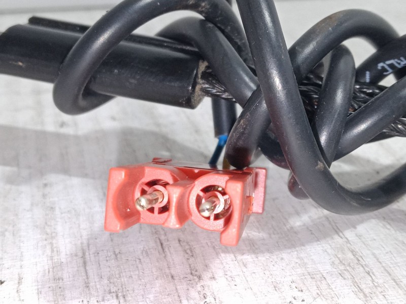 Recambio de anclaje cinturon delantero derecho para mercedes-benz clase b sports tourer (w245) b 160 (245.231) referencia OEM IA