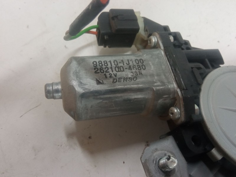 Recambio de elevalunas electrico delantero izquierdo para hyundai i20 i (pb, pbt) 1.2 referencia OEM IAM 988101J100  