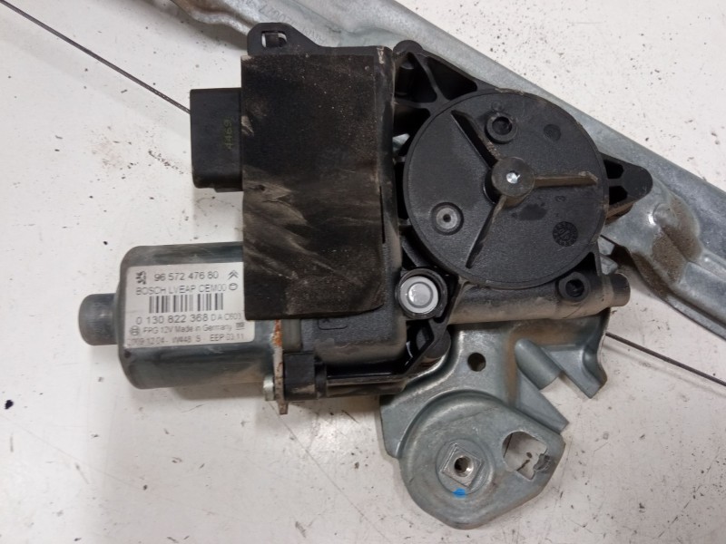 Recambio de elevalunas electrico delantero izquierdo para peugeot 308 i (4a_, 4c_) 1.6 hdi referencia OEM IAM 9657247680  