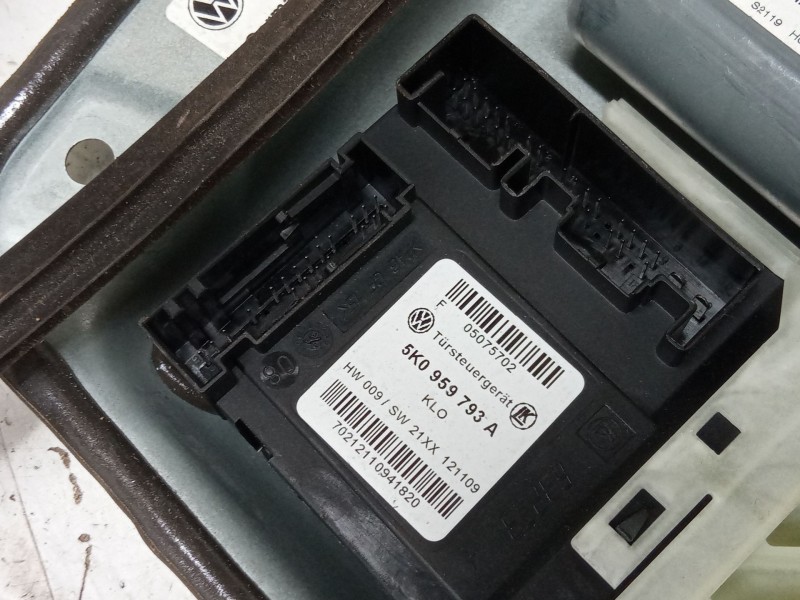 Recambio de elevalunas electrico delantero izquierdo para volkswagen golf plus v (5m1, 521) 1.4 tsi referencia OEM IAM 5K0959793