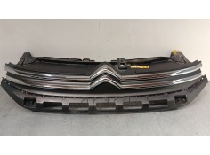 Recambio de rejillas capo para citroën c3 iii (sx) 1.2 thp 110 referencia OEM IAM 9812063477  