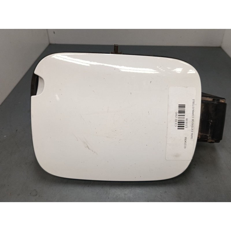 Recambio de tapa exterior combustible para citroën c3 iii (sx) 1.2 thp 110 referencia OEM IAM 9812083080  