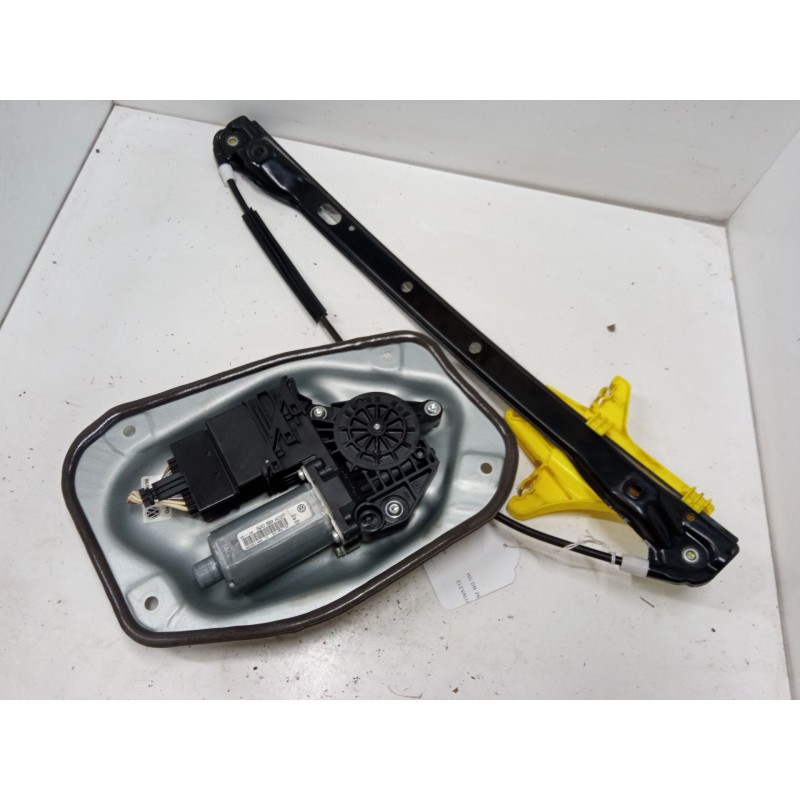 Recambio de elevalunas electrico trasero derecho para volkswagen golf plus v (5m1, 521) 1.4 tsi referencia OEM IAM   