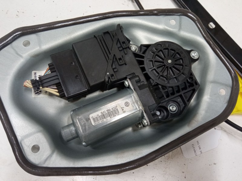 Recambio de elevalunas electrico trasero derecho para volkswagen golf plus v (5m1, 521) 1.4 tsi referencia OEM IAM   