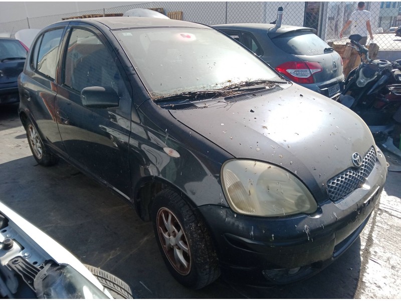toyota yaris (_p1_) del año 2004