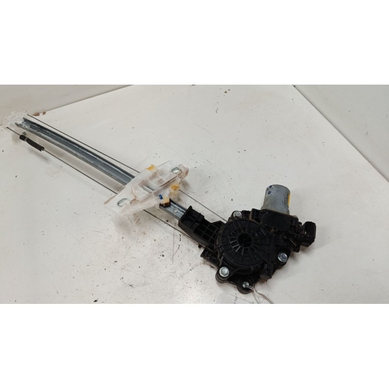 Recambio de elevalunas electrico trasero derecho para honda civic x hatchback (fc_, fk_) 1.0 vtec referencia OEM IAM cm093690a  
