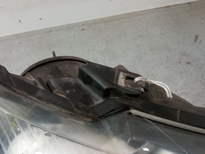 Recambio de faro derecho para volkswagen golf plus v (5m1, 521) 1.4 tsi referencia OEM IAM   