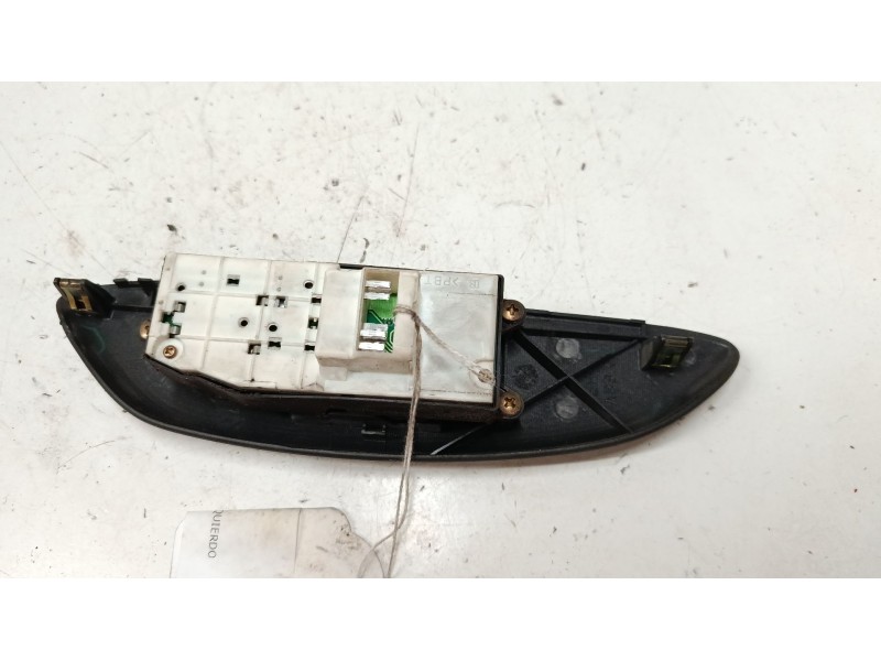 Recambio de mando elevalunas delantero izquierdo para toyota yaris (_p1_) 1.0 (scp10_) referencia OEM IAM   
