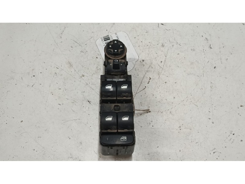 Recambio de mando elevalunas delantero izquierdo para opel crossland x / crossland (p17, p2qo) 1.2 (75) referencia OEM IAM 96788