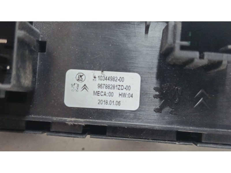 Recambio de mando elevalunas delantero izquierdo para opel crossland x / crossland (p17, p2qo) 1.2 (75) referencia OEM IAM 96788