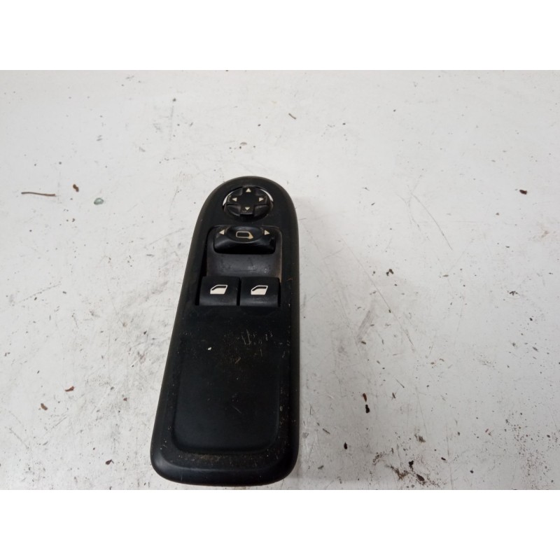 Recambio de mando elevalunas delantero izquierdo para peugeot 308 sw i (4e_, 4h_) 1.6 hdi referencia OEM IAM   