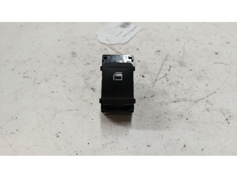 Recambio de mando elevalunas trasero derecho para hyundai i20 iii (bc3, bi3) 1.2 1.2 referencia OEM IAM   