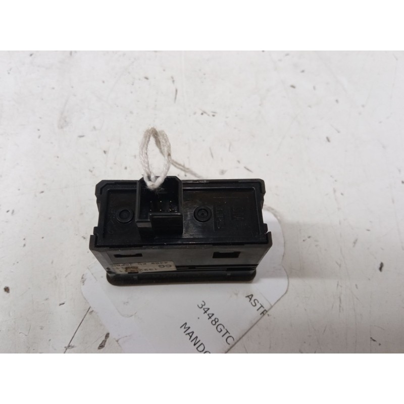 Recambio de mando elevalunas trasero izquierdo para opel astra h classic hatchback (a04) 1.6 (l48) referencia OEM IAM   