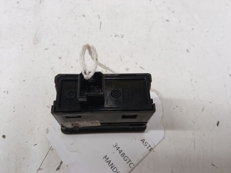 Recambio de mando elevalunas trasero izquierdo para opel astra h classic hatchback (a04) 1.6 (l48) referencia OEM IAM   