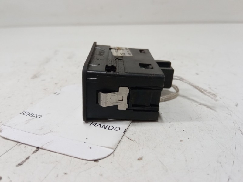 Recambio de mando elevalunas trasero izquierdo para opel astra h classic hatchback (a04) 1.6 (l48) referencia OEM IAM   