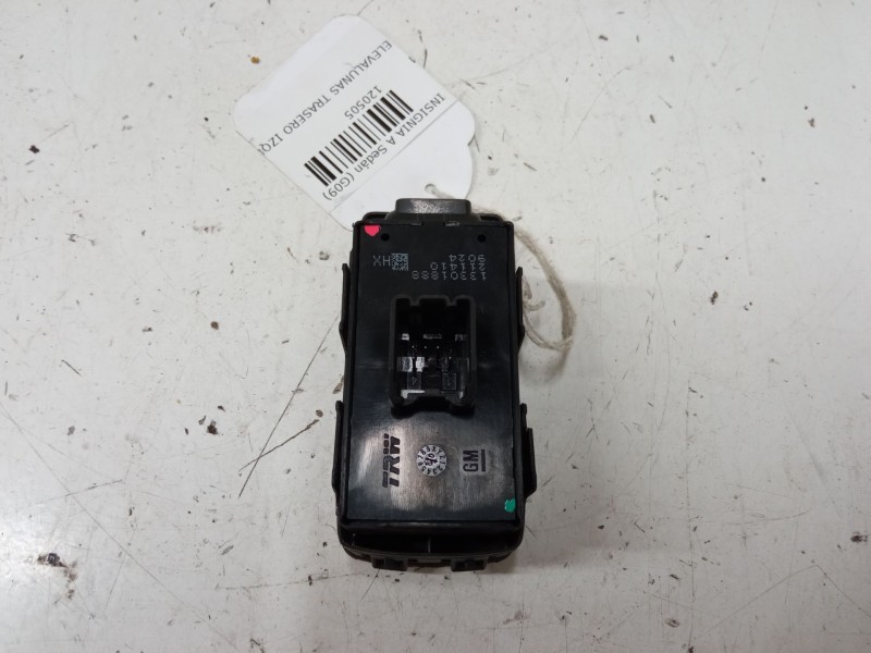 Recambio de mando elevalunas trasero izquierdo para opel insignia a sedán (g09) 2.0 cdti (69) referencia OEM IAM   