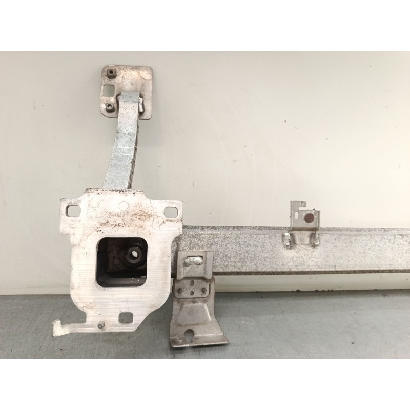Recambio de refuerzo paragolpes delantero para citroën c3 iii (sx) 1.2 thp 110 referencia OEM IAM 9801276380  