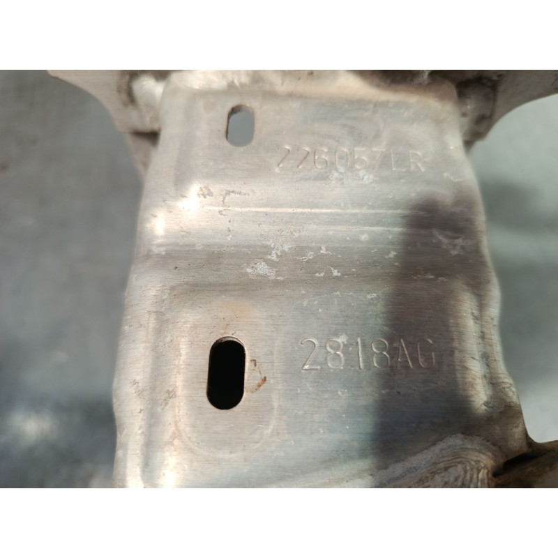 Recambio de refuerzo paragolpes delantero para citroën c3 iii (sx) 1.2 thp 110 referencia OEM IAM 9801276380  