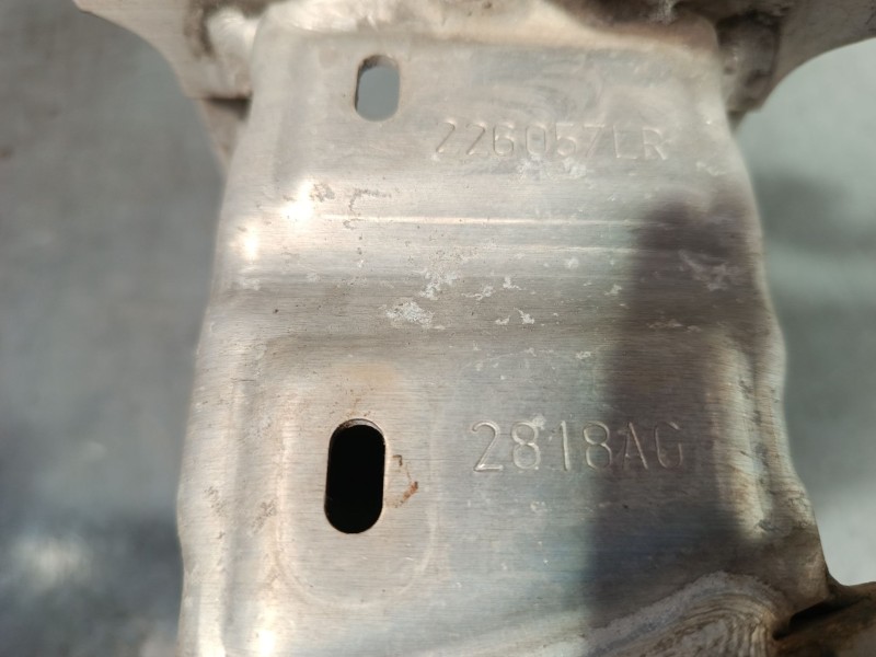 Recambio de refuerzo paragolpes delantero para citroën c3 iii (sx) 1.2 thp 110 referencia OEM IAM 9801276380  