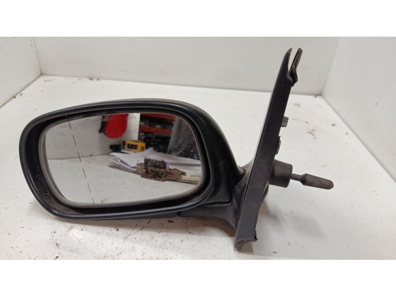 Recambio de retrovisor izquierdo para nissan micra ii (k11) 1.0 i 16v referencia OEM IAM   