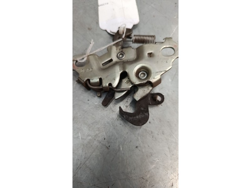 Recambio de cerradura capo para citroën c3 iii (sx) 1.2 thp 110 referencia OEM IAM 9836185880  