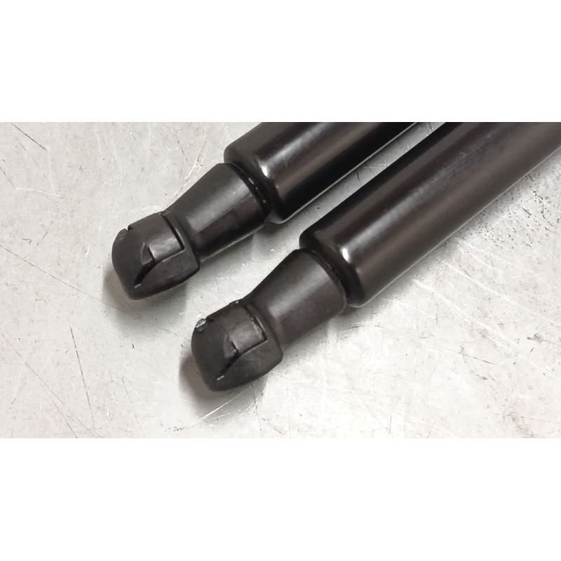 Recambio de amortiguadores malet/porton para citroën c3 iii (sx) 1.2 thp 110 referencia OEM IAM 9813177780  