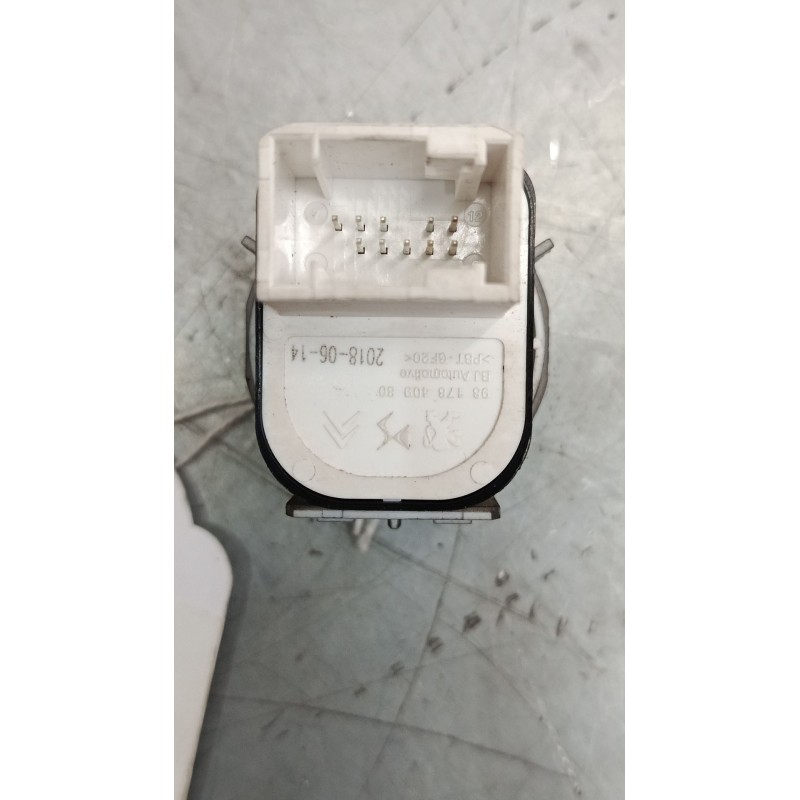 Recambio de mando retrovisor para citroën c3 iii (sx) 1.2 thp 110 referencia OEM IAM 9817840980  